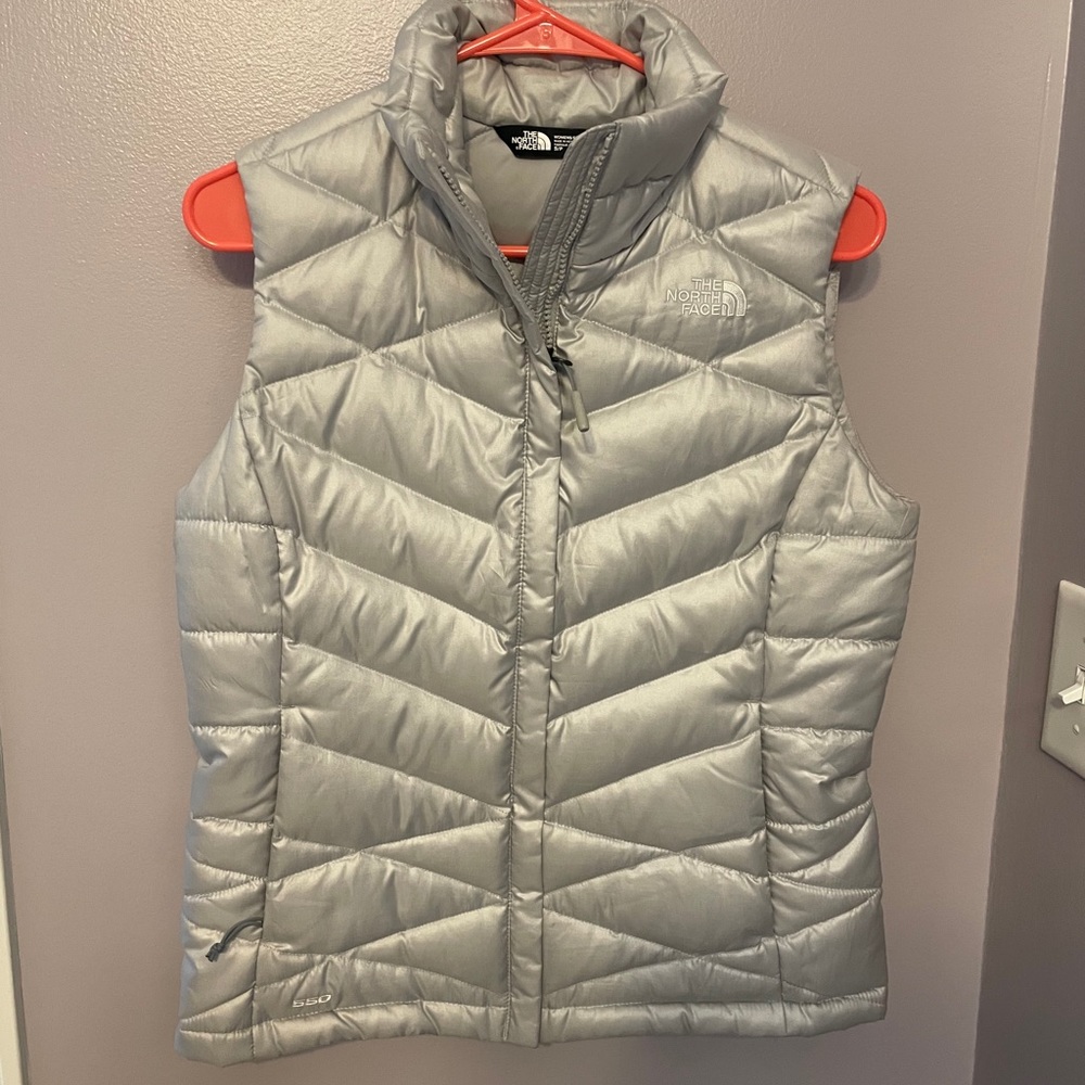 North face puffer vest, small